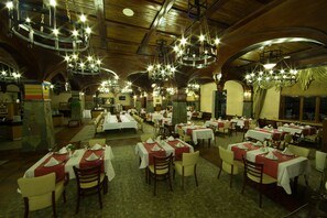 Restaurant - Qafqaz Resort Hotel (Gabala)