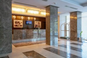 Lobby - Qafqaz Thermal & Spa Resort Hotel (Gabala)