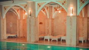 Badstue, dampbad og tyrkisk bad/hamam