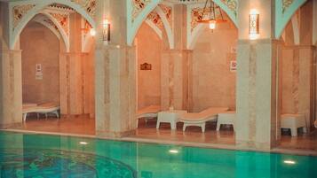 Sauna, steam room, Turkish bath/hammam