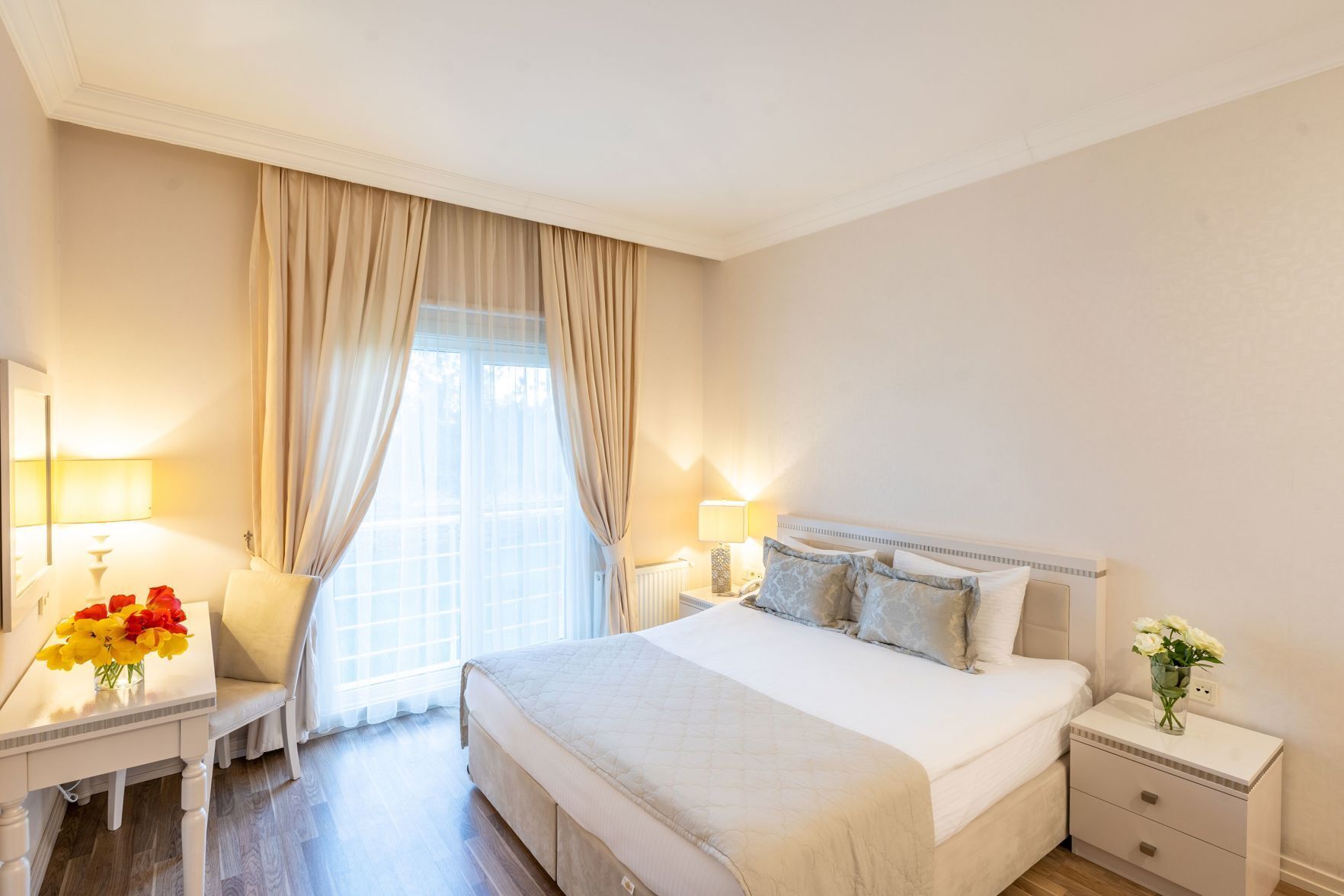 Minibar, in-room safe, soundproofing, iron/ironing board