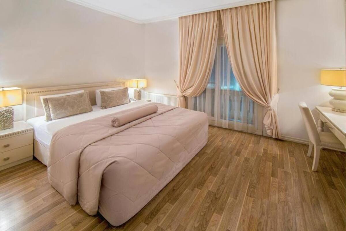 Minibar, in-room safe, soundproofing, iron/ironing board (on request)