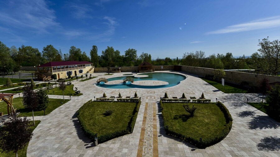 Qebele Yeddı Gozel Hotel