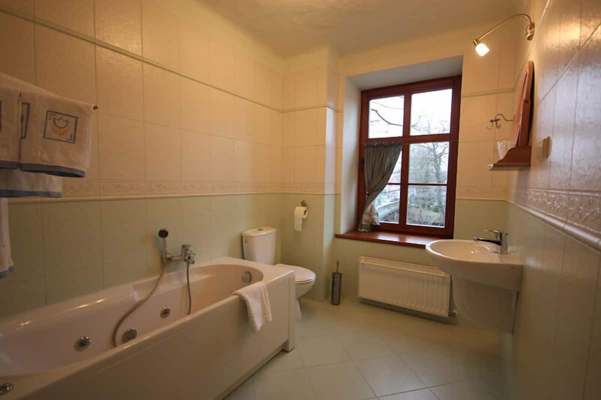 double or twin room, river view | bathroom | hair dryer, towels