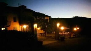 Exterior - La Terrazza del Barbaresco (Neviglie)