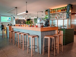 Bar (en la propiedad)