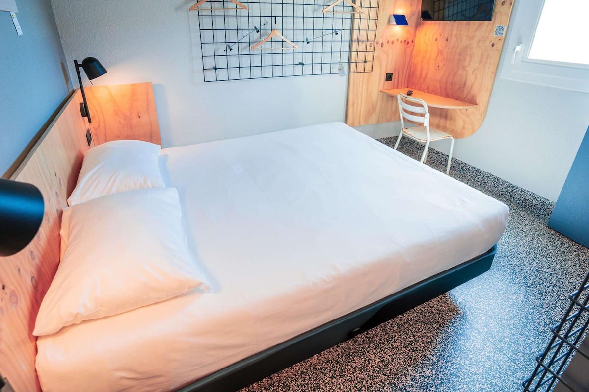 Double Room, 1 Double Bed (Little POP )