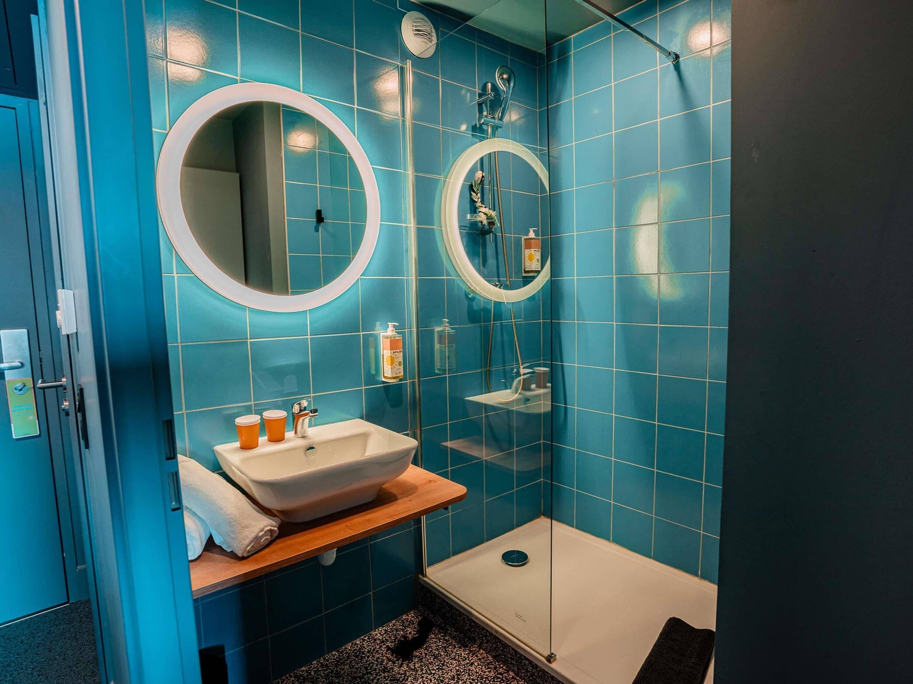 Room, 2 Single Beds (Pop)