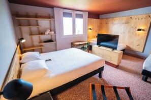 Familiekamer (Pop. 4 people) | Een bureau, verduisterende gordijnen, gratis babybedden, gratis wifi