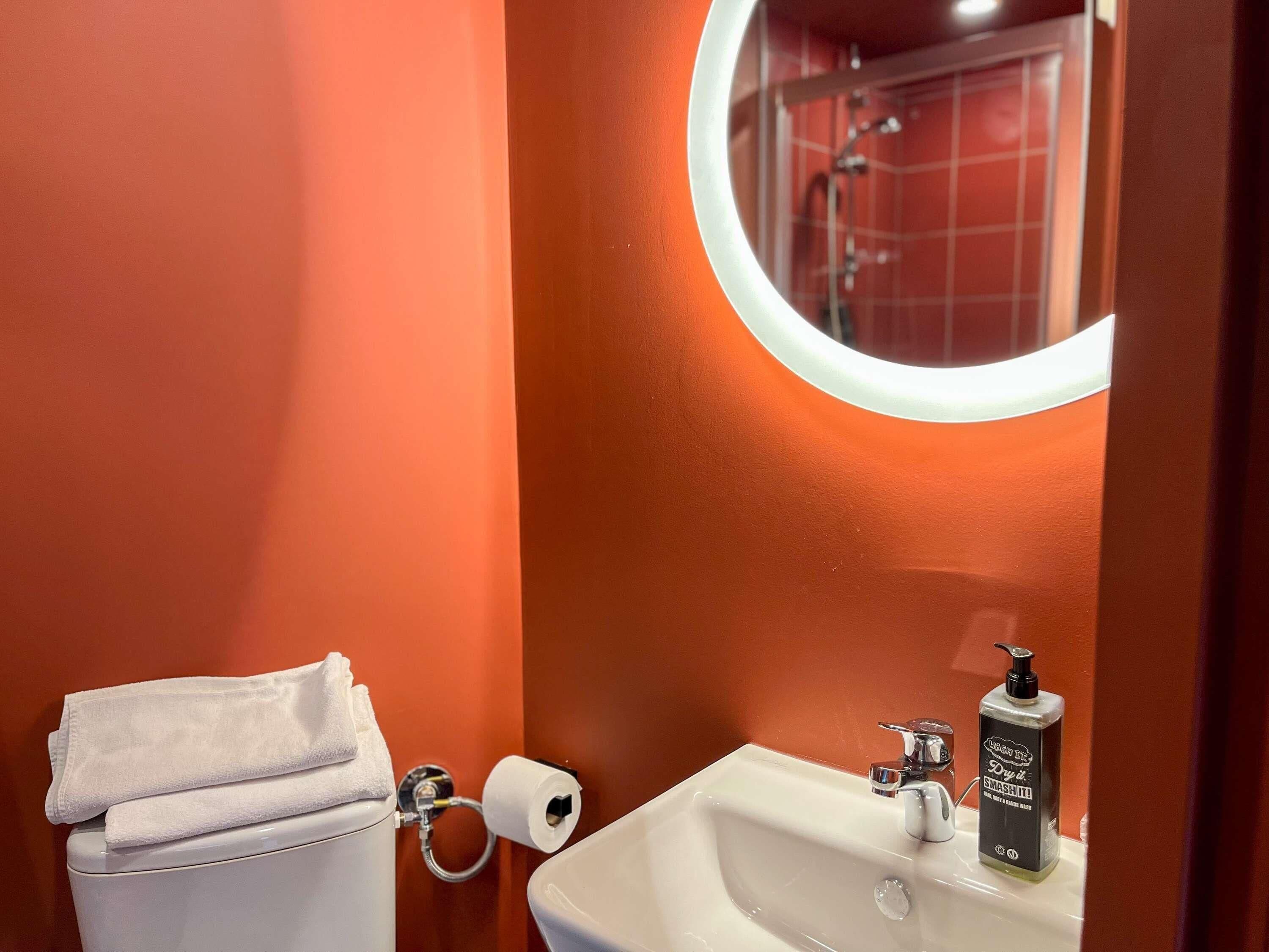 Room, 2 Single Beds (Little POP )