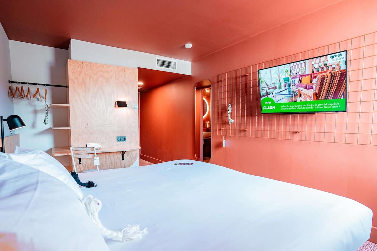Double Room, 1 Double Bed (POP Room)