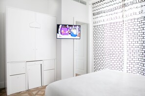 Superior Room, 1 King Bed, Terrace | Premium bedding, minibar, in-room safe, desk - Sleep (Follonica)
