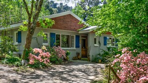 Chalet Keluarga, 2 kamar tidur, pemandangan kebun, area taman | Balkon