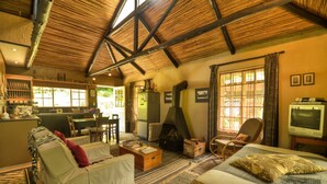 Cottage Keluarga, 1 kamar tidur, pemandangan kebun, area taman | Area keluarga