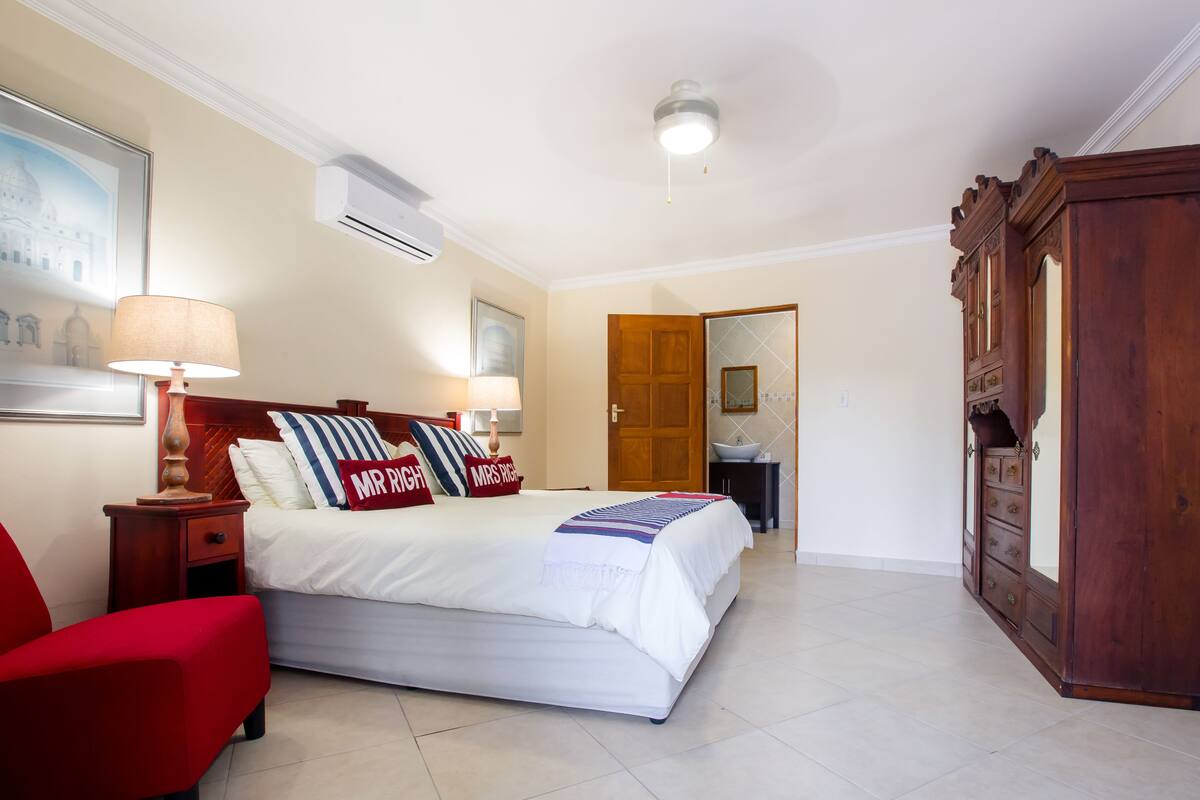Suíte lua de mel, 1 cama King | Roupas de cama de algodão egípcio, roupas de cama premium