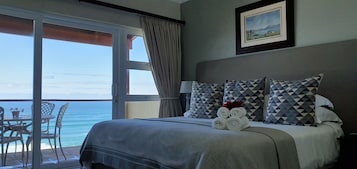 Premium bedding, in-room safe, individually decorated