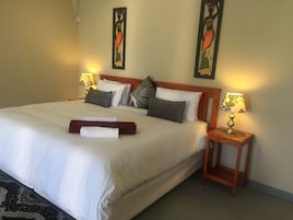 1 dormitorio, escritorio, tabla de planchar con plancha y wifi gratis