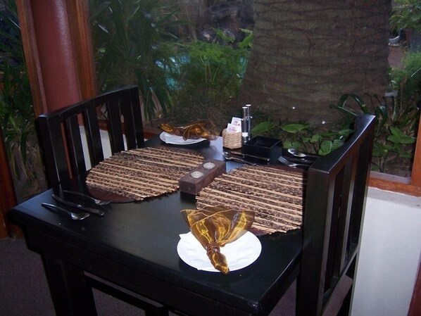 Free daily English breakfast  - á La Martha’s Air-Port Guest House (Gqeberha (Port Elizabeth))