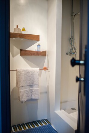 Bathroom shower - Marnie et Mister H (Rennes)