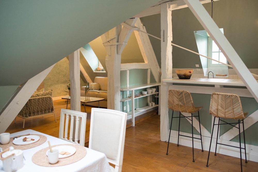 Marnie & Mister H by null