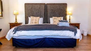 1 bedroom, in-room safe, individually decorated, individually furnished