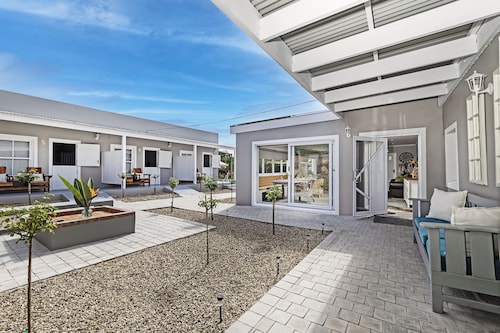 La Montagne Bed & Breakfast