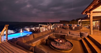 Nambiti Hills Private Game Lodge