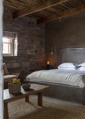 House, 4 Bedrooms (Klip) | Individually decorated, individually furnished - Sneeuberg Nature Reserve (Nieu-Bethesda)