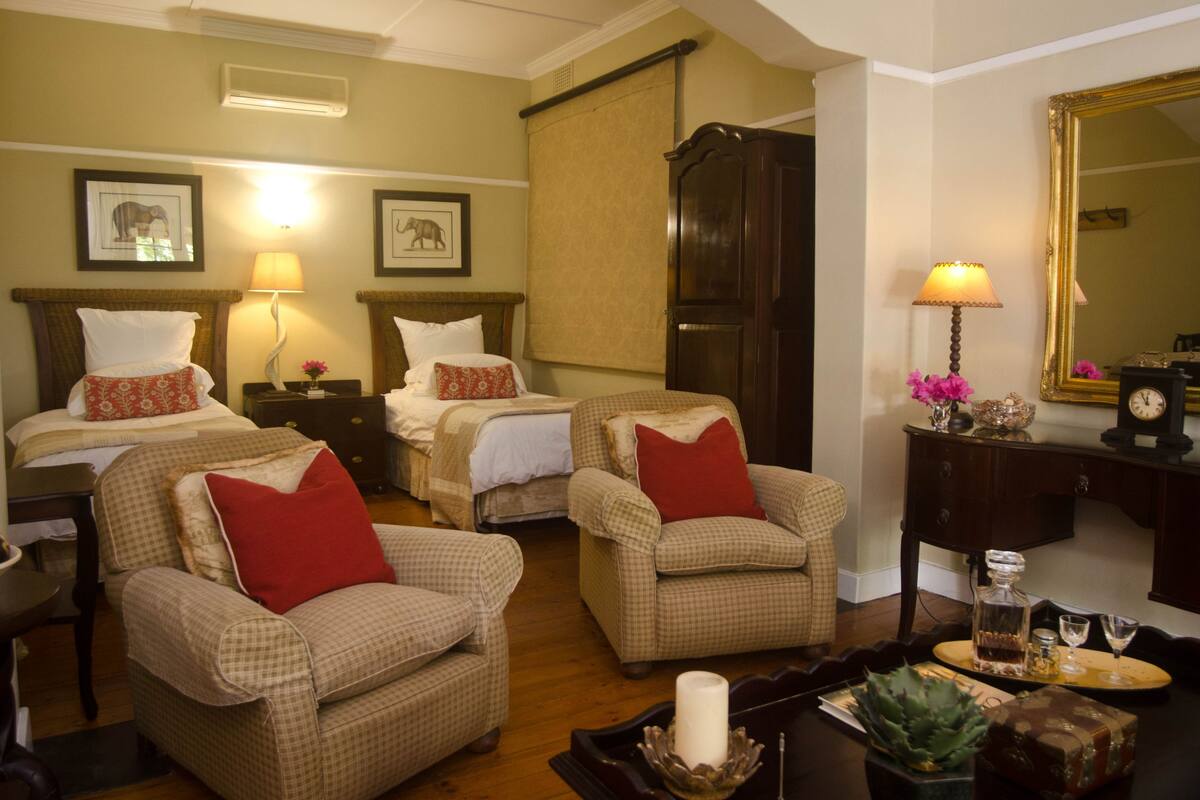 Rollaway beds
