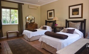 Rollaway beds