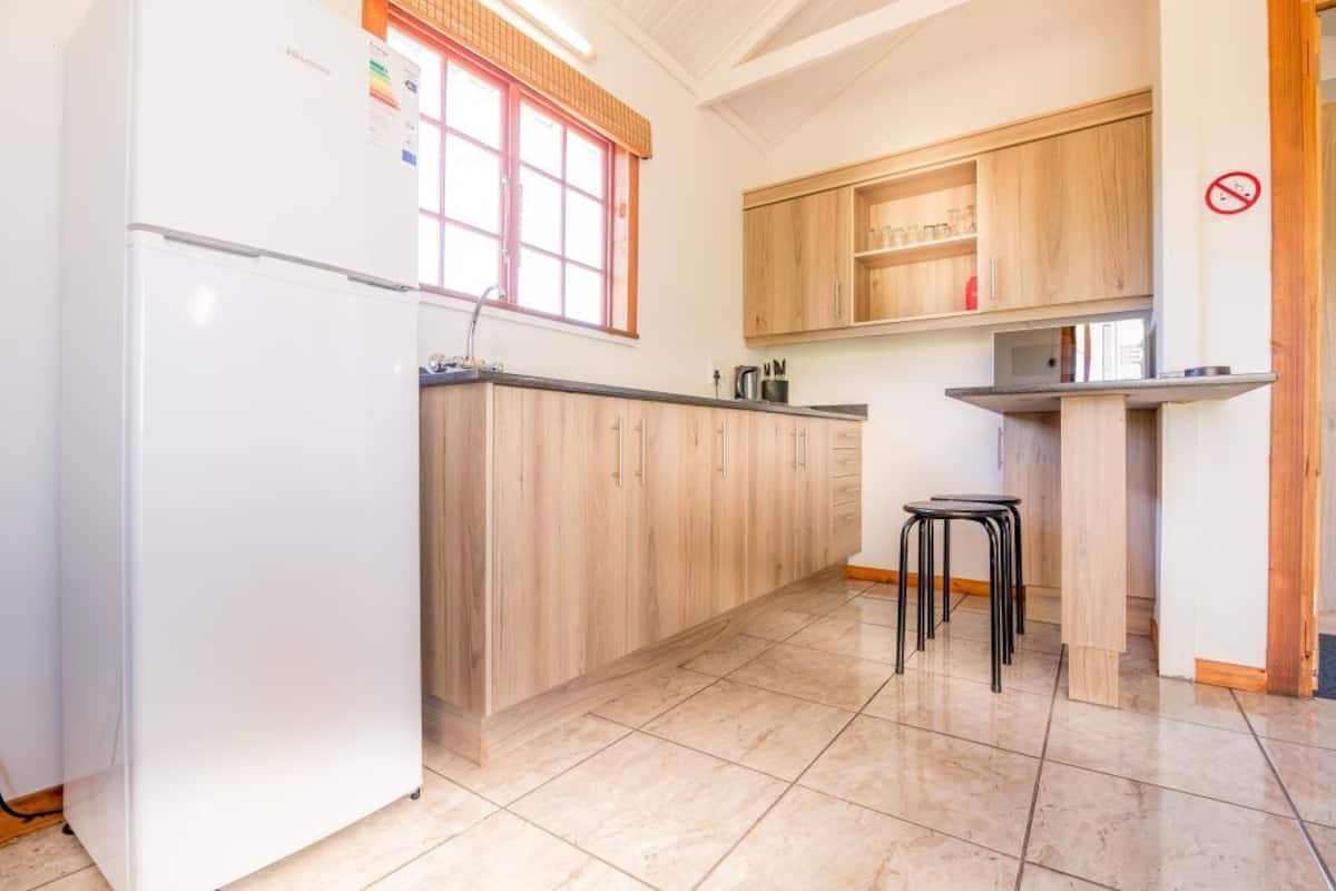 comfort cabin | private kitchen | mini-fridge