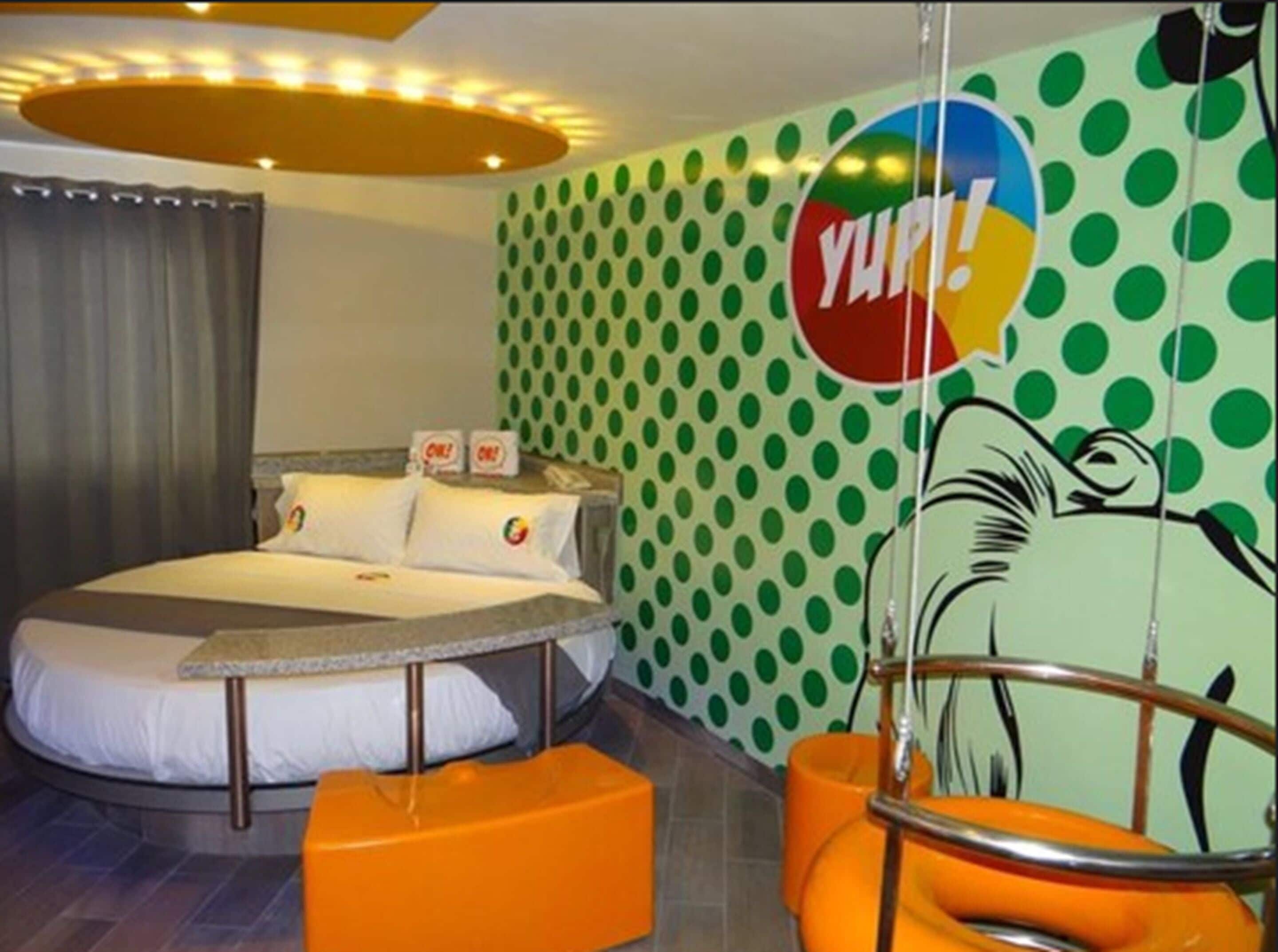 Habitación doble estándar | Wifi gratis y ropa de cama 