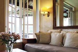 Standard Room, 1 Bedroom (Standard self catering room) | Living area