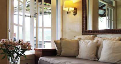 Arumvale Country House