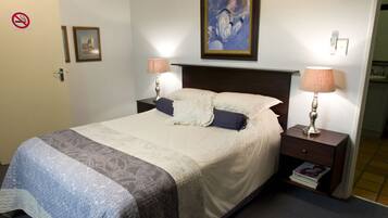 Decoración individual, escritorio, wifi gratis