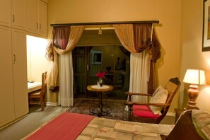 Décor unique, bureau, accès au Wi-Fi (inclus)