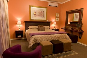 Décoration personnalisée, bureau, Wi-Fi gratuit