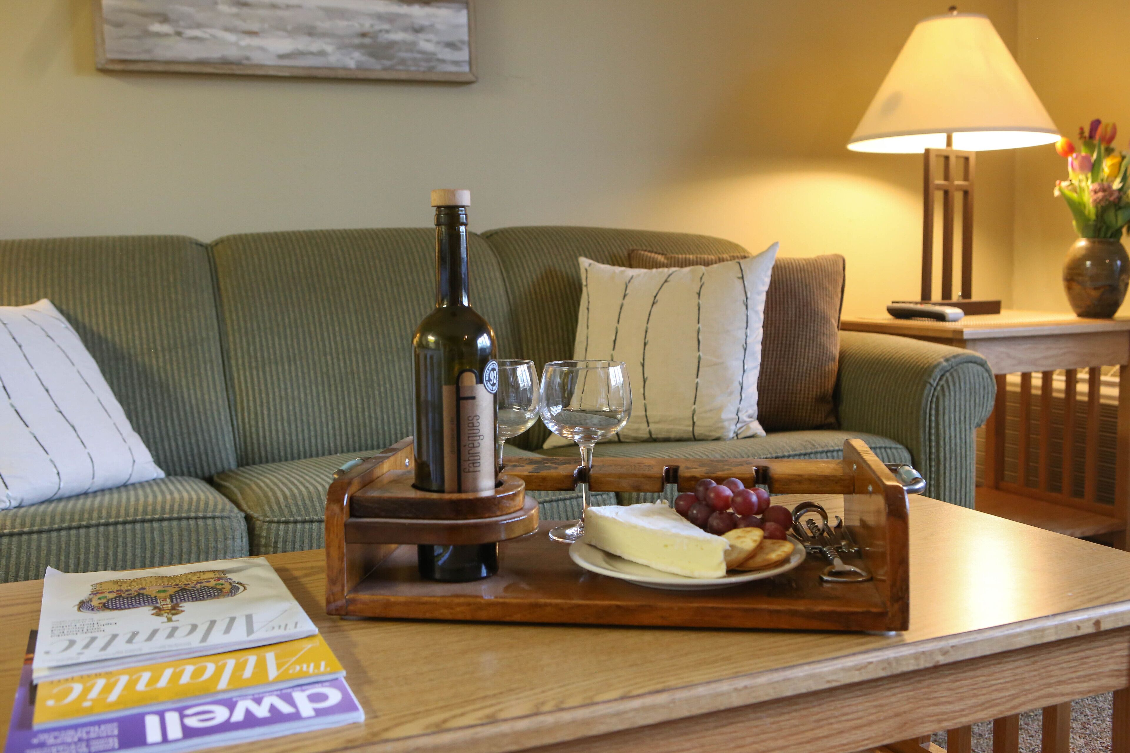 32-inch flat-screen tv with digital channels, tv