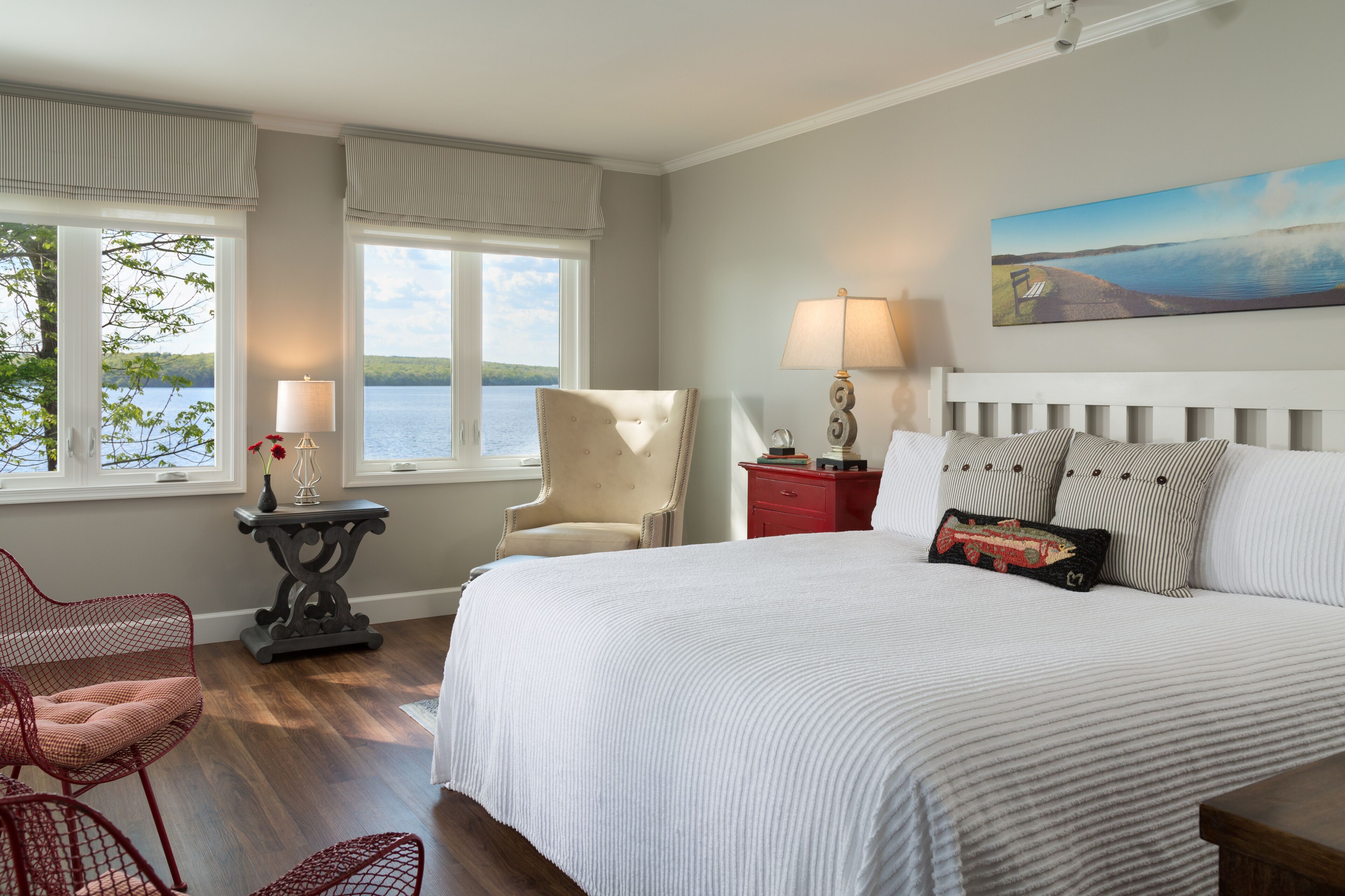 1 bedroom, hypo-allergenic bedding, down duvets, blackout curtains