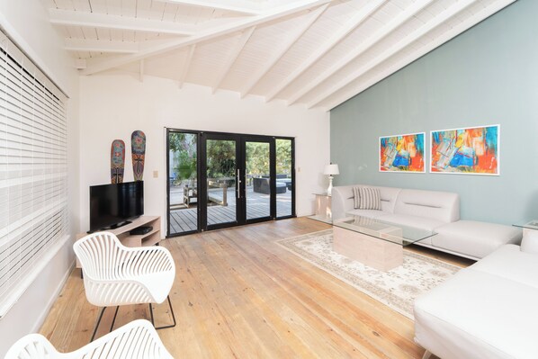 วิลล่าสำหรับครอบครัว | 1 ห้องนอน, ห้องเก็บเสียง, Wi-Fi ฟรี, ผ้าปูที่นอน