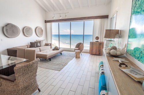 Playa Escondida Beach Club