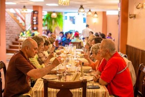 Dining - Donde Ivan (Baños de Agua Santa)