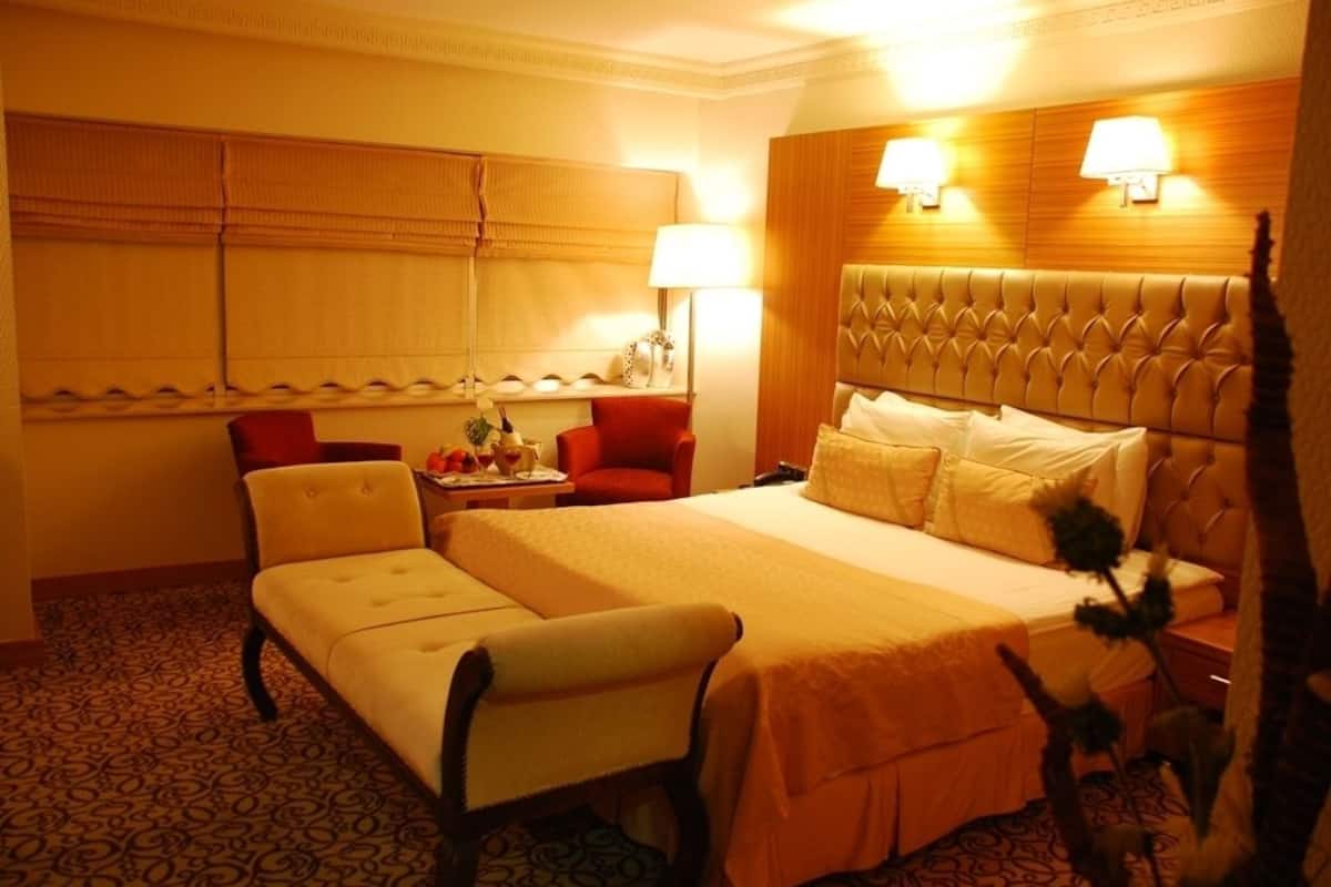 suite | minibar, in-room safe, free wifi