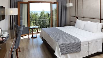 1 phòng ngủ, minibar, két bảo mật tại phòng, bàn