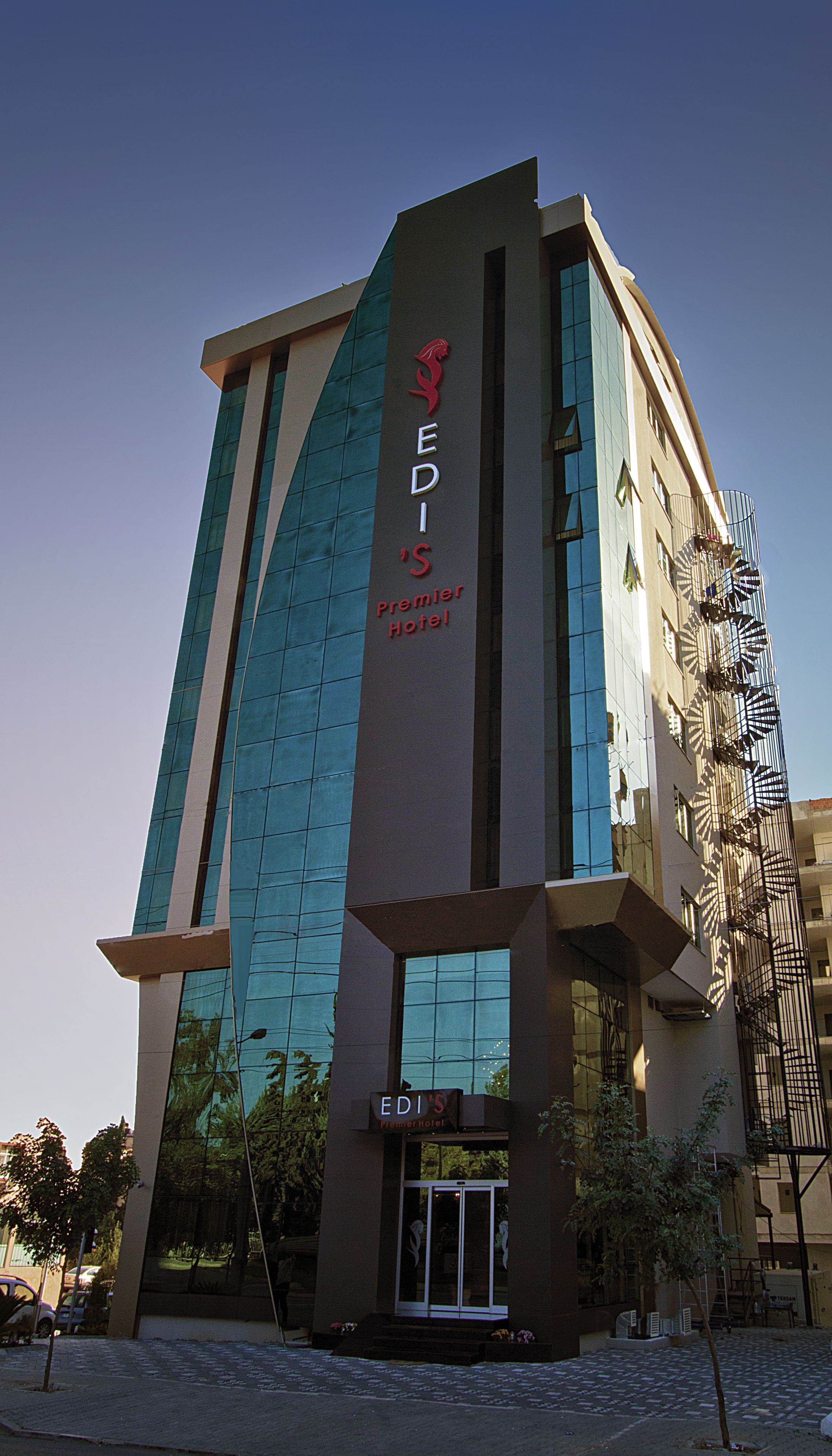 Fachada da propriedade