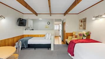 Casa de campo família, 2 quartos | 1 quarto, roupas de cama premium, ferros/tábuas de passar roupa