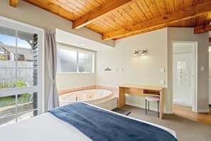 Lake End Apartment - Adults Only - Cottage Mews Motel (Taupo)