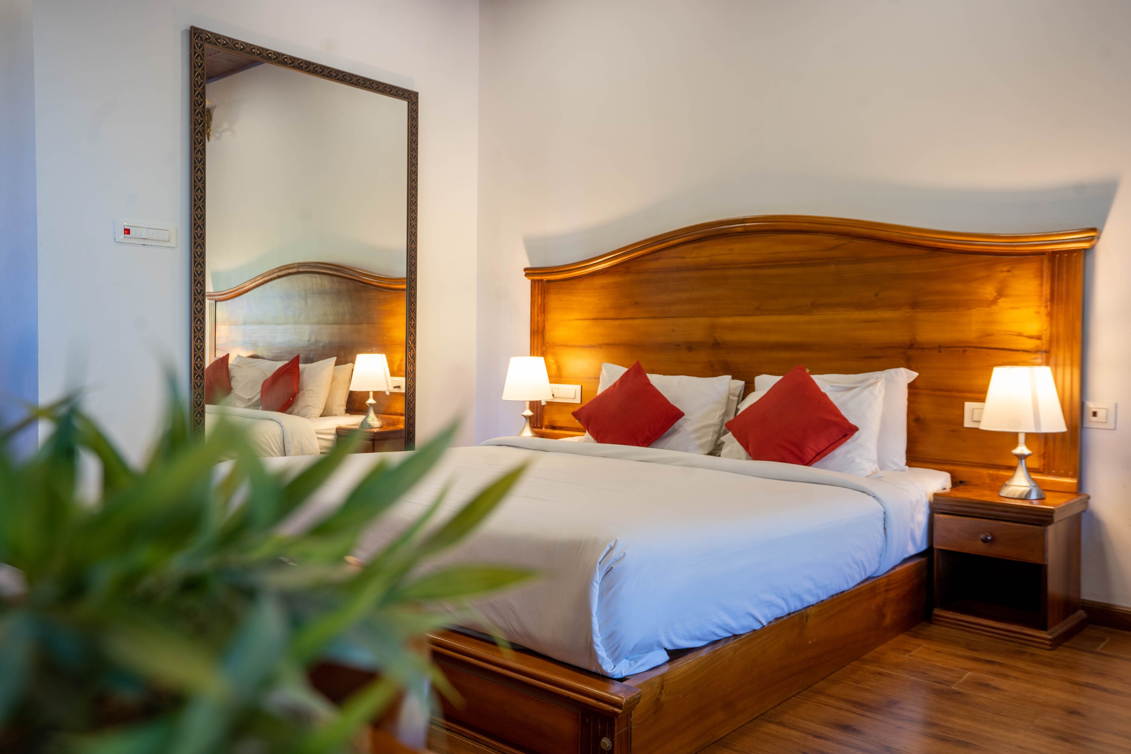 Royal-Suite, 1 King-Bett, Bergblick, Bergseite | Bettwäsche aus ägyptischer Baumwolle, hochwertige Bettwaren