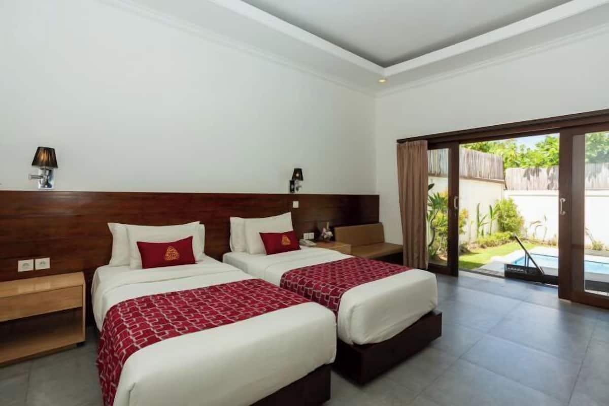 Minibar, in-room safe, individually decorated, individually furnished