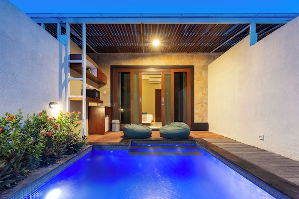 One Bedroom Pool Villa | Minibar, in-room safe, desk, blackout drapes